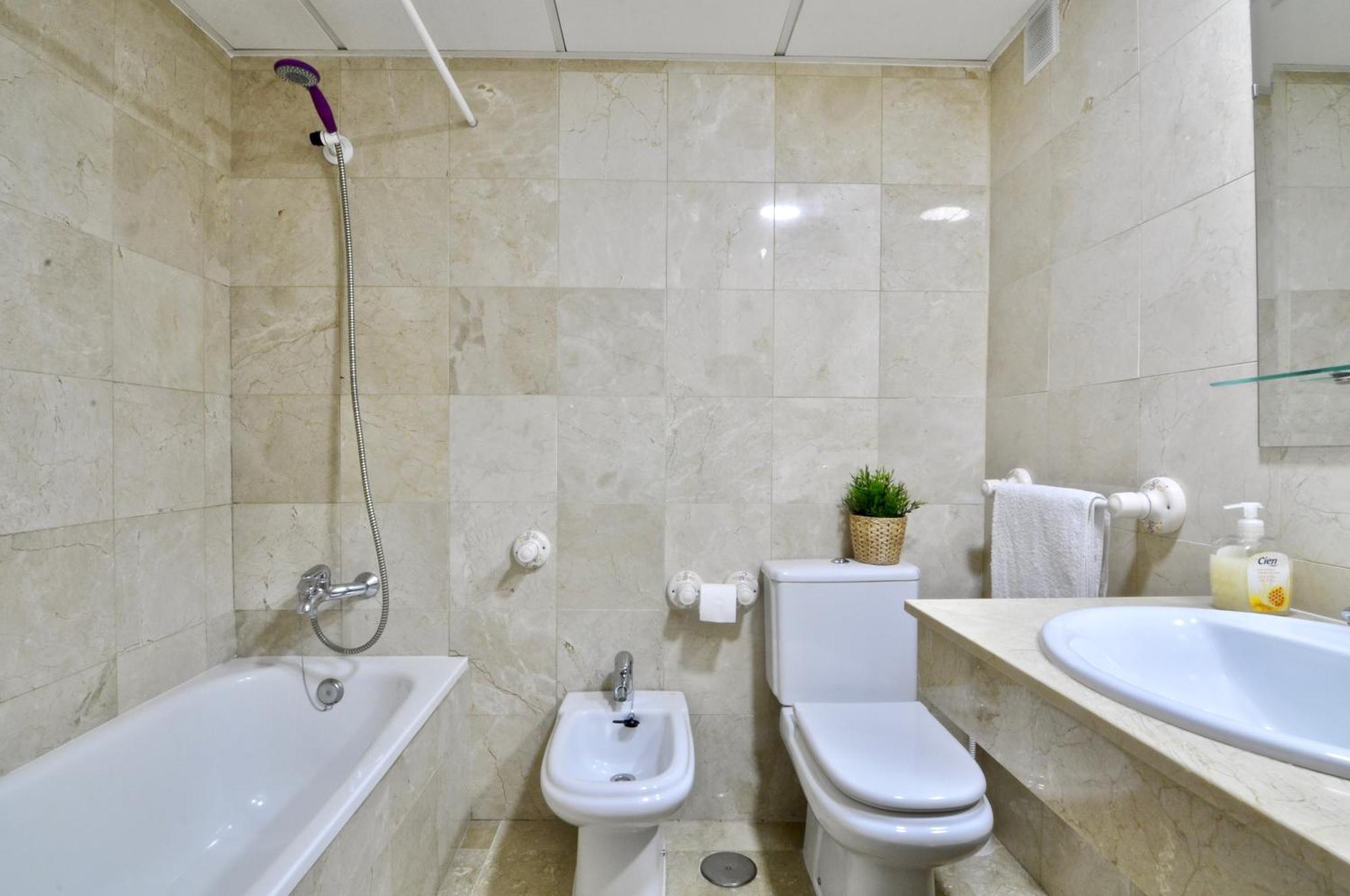 Apartamento Las Camelias Benalmadena Luaran gambar