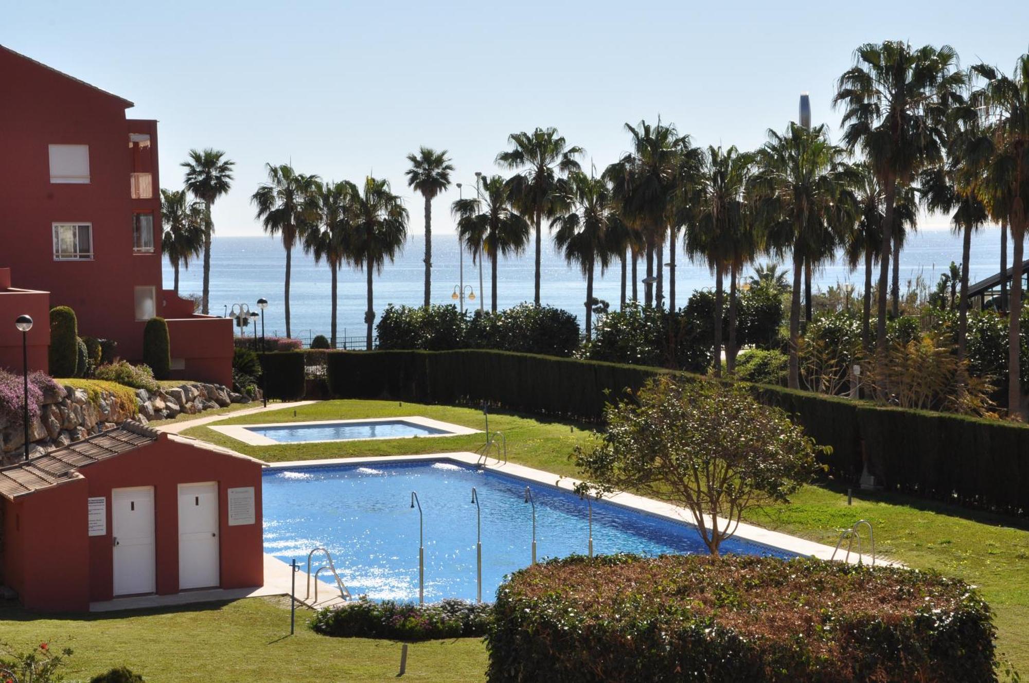 Apartamento Las Camelias Benalmadena Luaran gambar